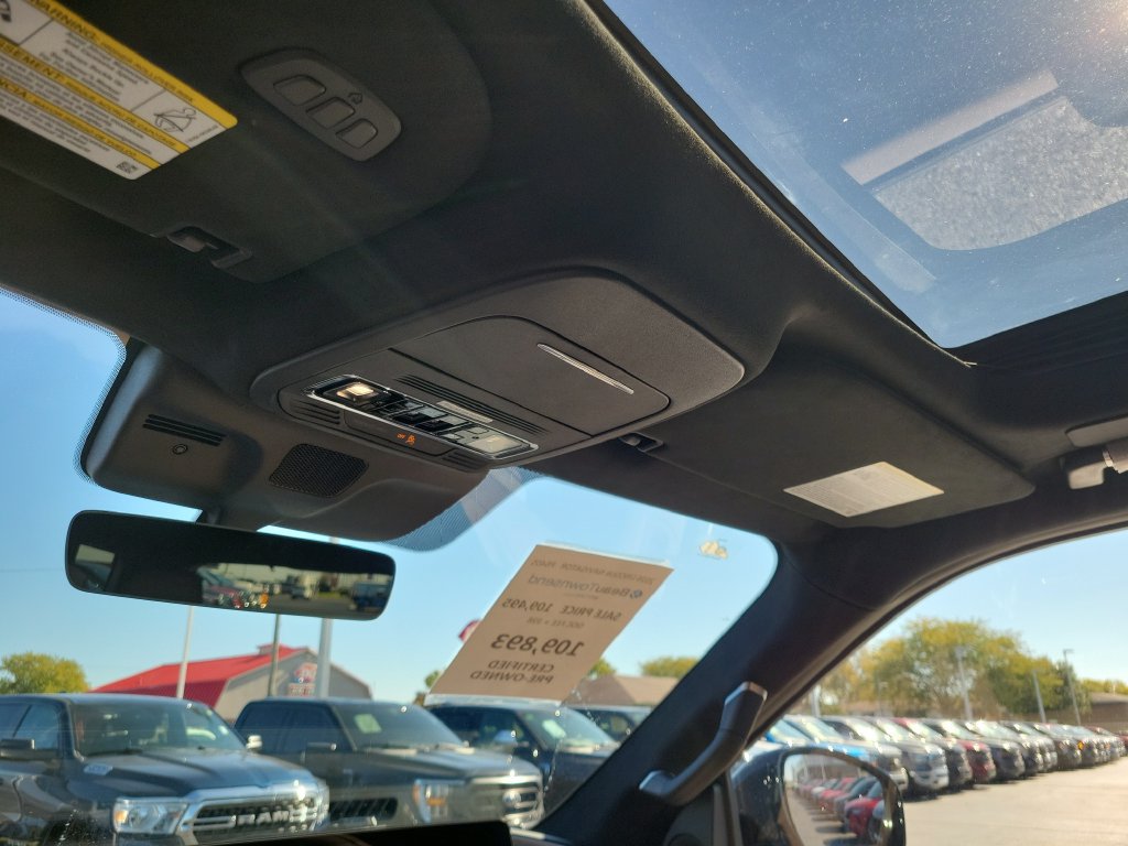Certified 2026 Lincoln Navigator Black Label AWD/4WD image 30