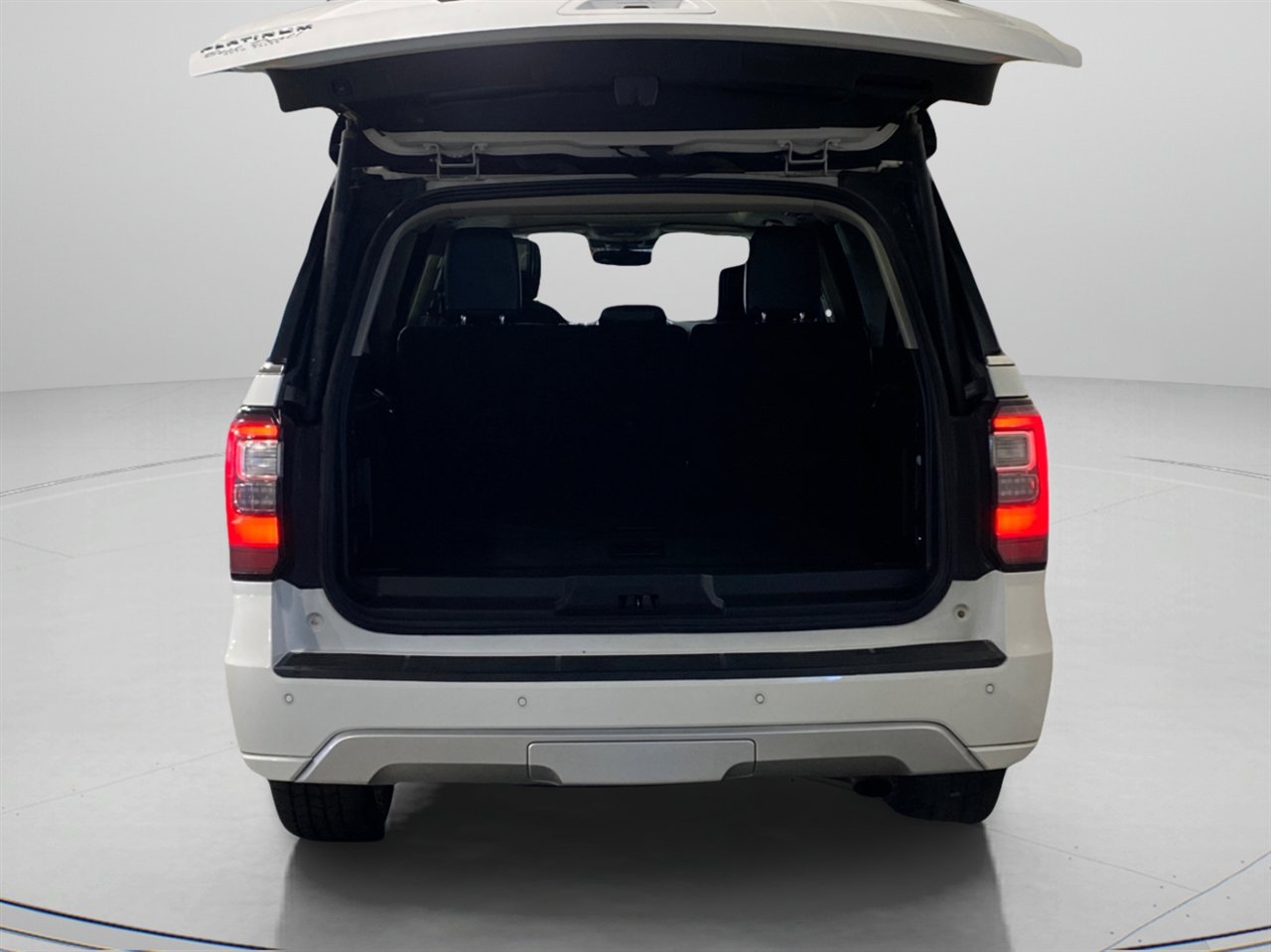 Used 2020 Ford Expedition Max Platinum image 5