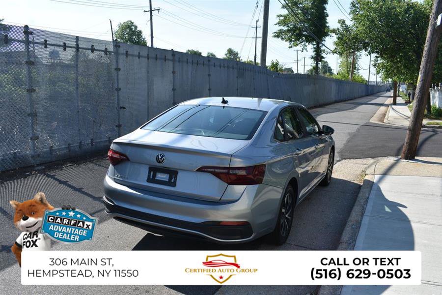Used 2024 Volkswagen Jetta S FWD image 4