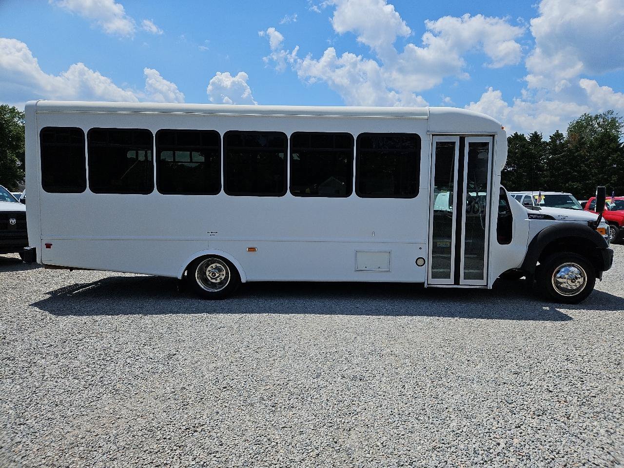 Used 2016 Ford F550 Luxury RWD image 6