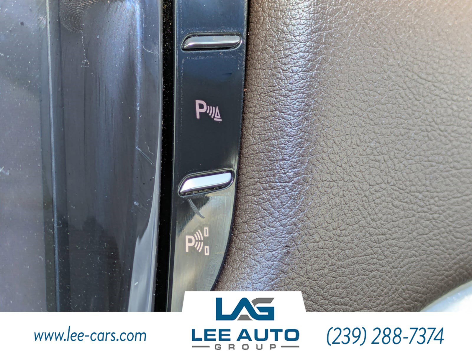 Used 2014 Cadillac XTS Luxury FWD image 26