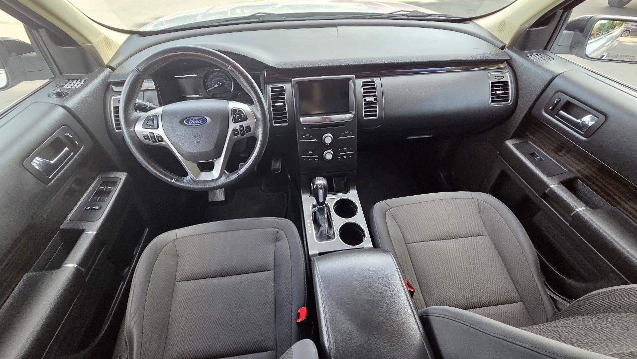 Used 2018 Ford Flex SEL AWD/4WD image 21