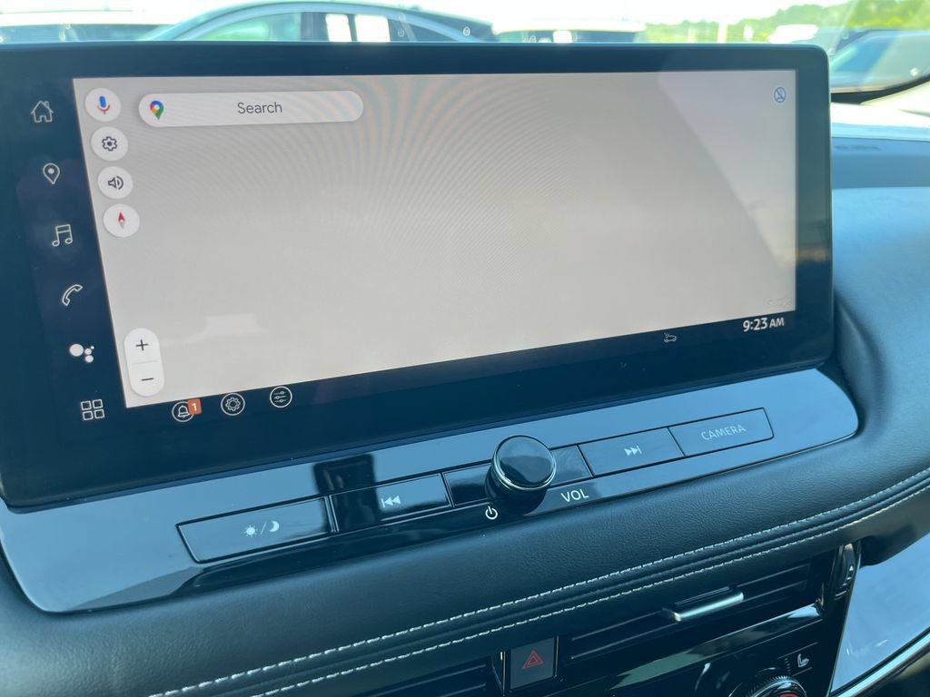 Used 2025 Nissan Rogue SL w/ Tech Package AWD/4WD image 18