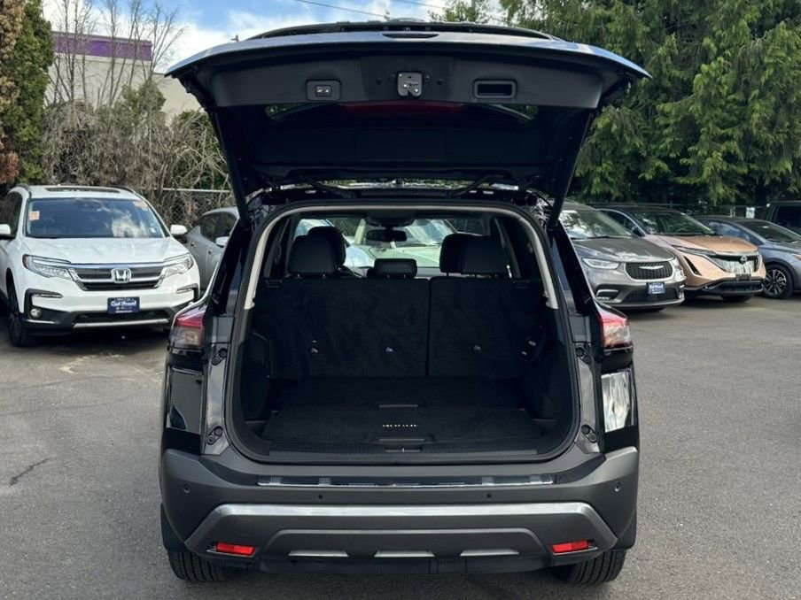 Certified 2023 Nissan Rogue SL w/ SL Premium Package image 10