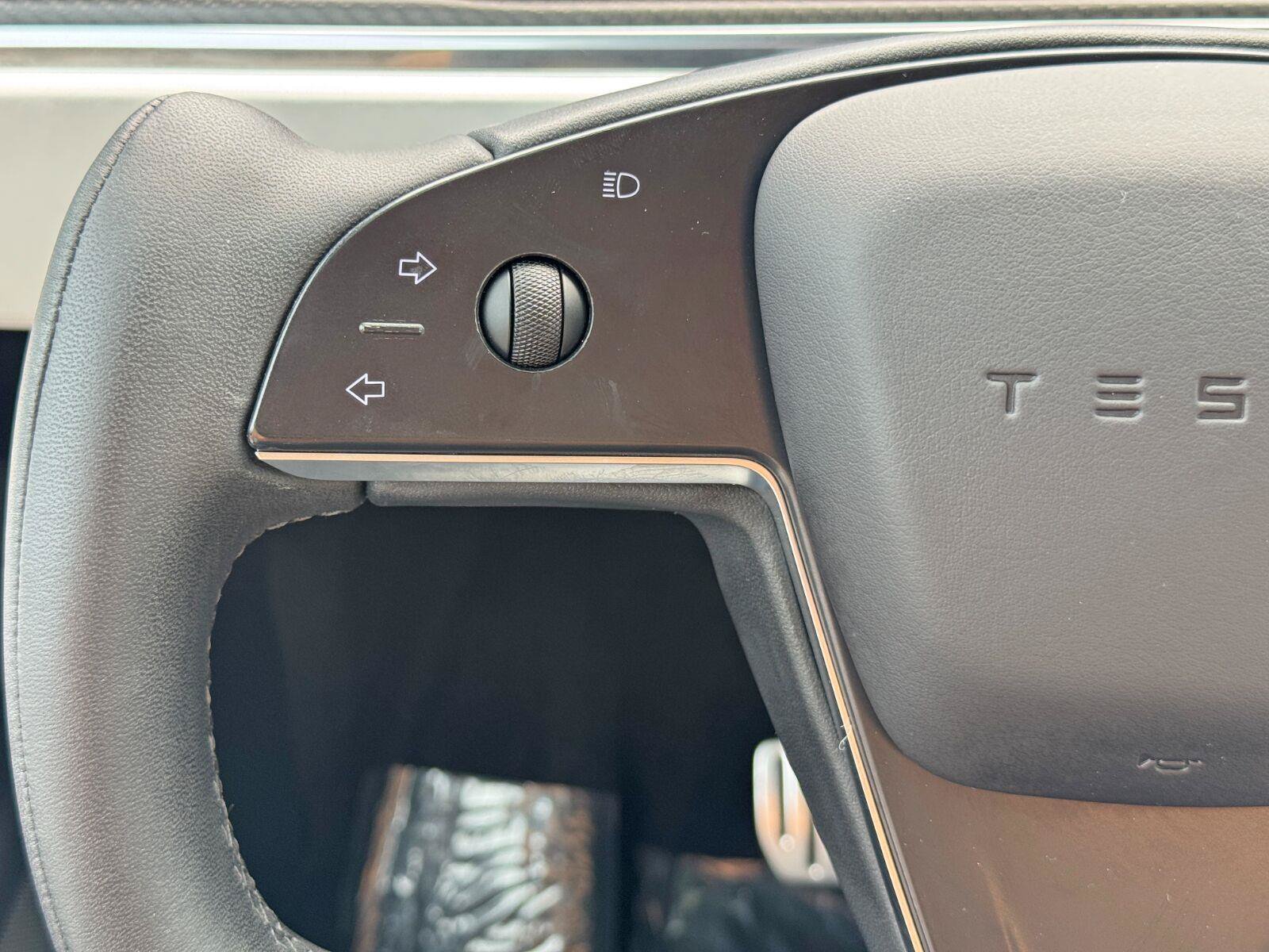 Used 2023 Tesla Model X Plaid AWD/4WD image 19