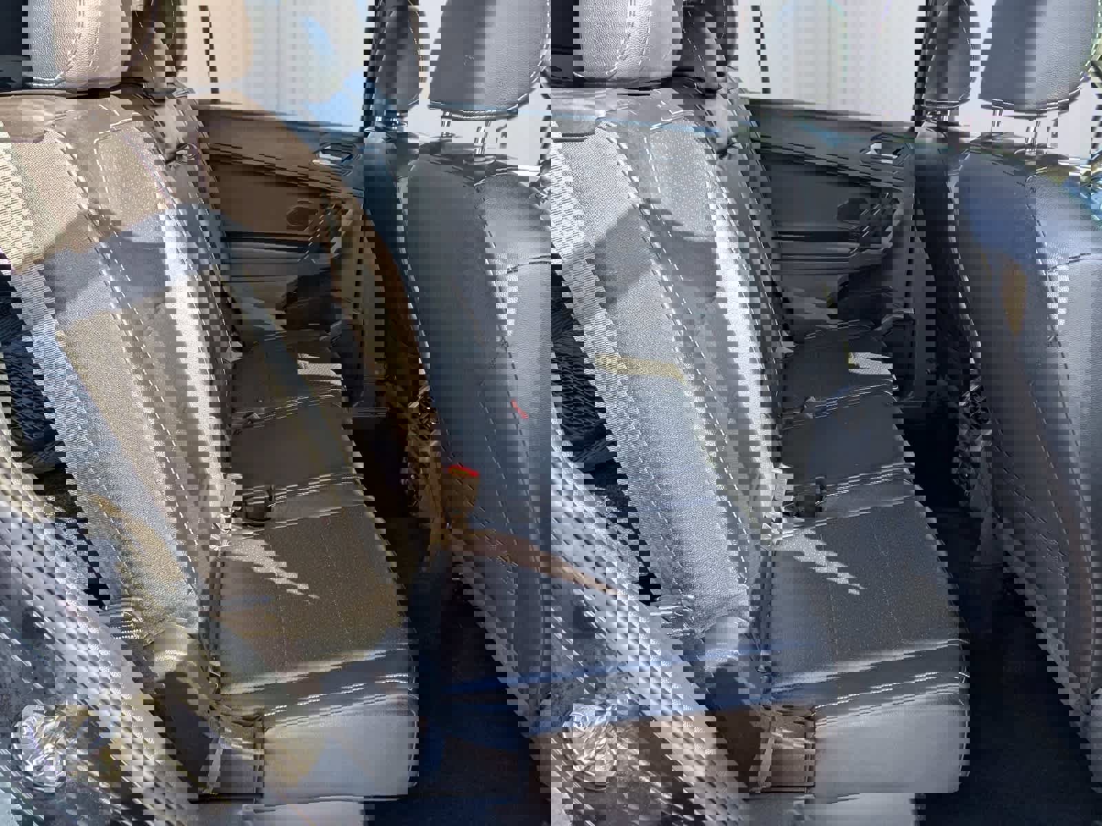 Used 2021 Volkswagen Tiguan SE R-Line image 10