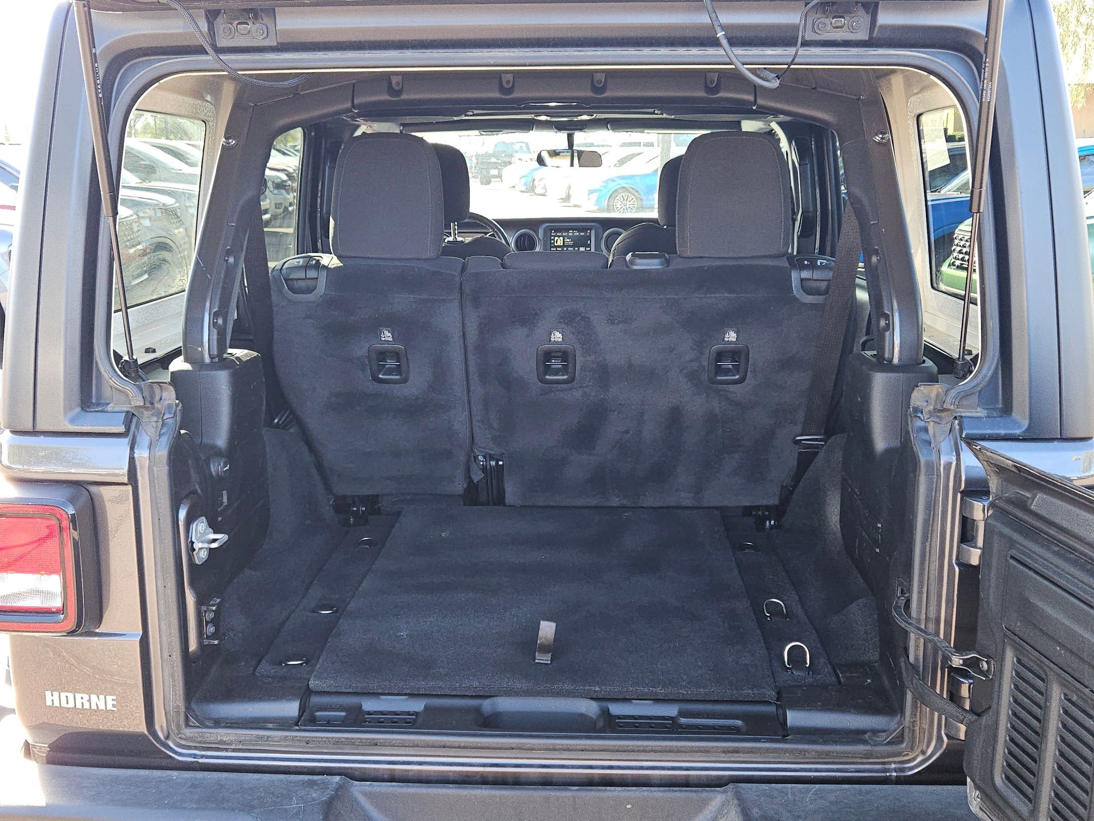 Used 2022 Jeep Wrangler Unlimited Sport image 7