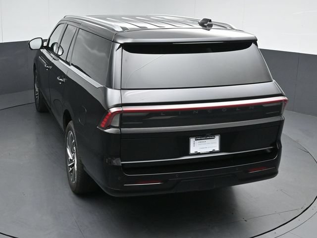 Certified 2025 Lincoln Navigator L Reserve AWD/4WD image 53