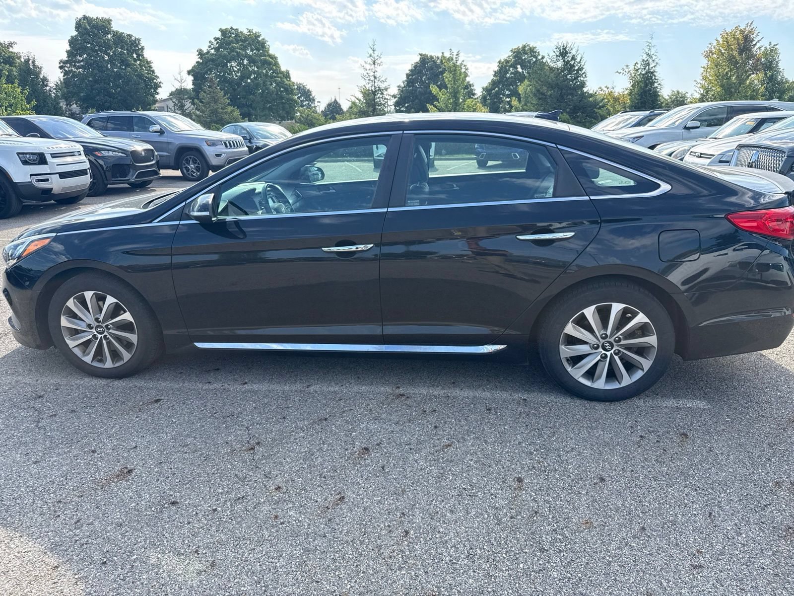 Used 2015 Hyundai Sonata Sport w/ Option Group 03 FWD image 8