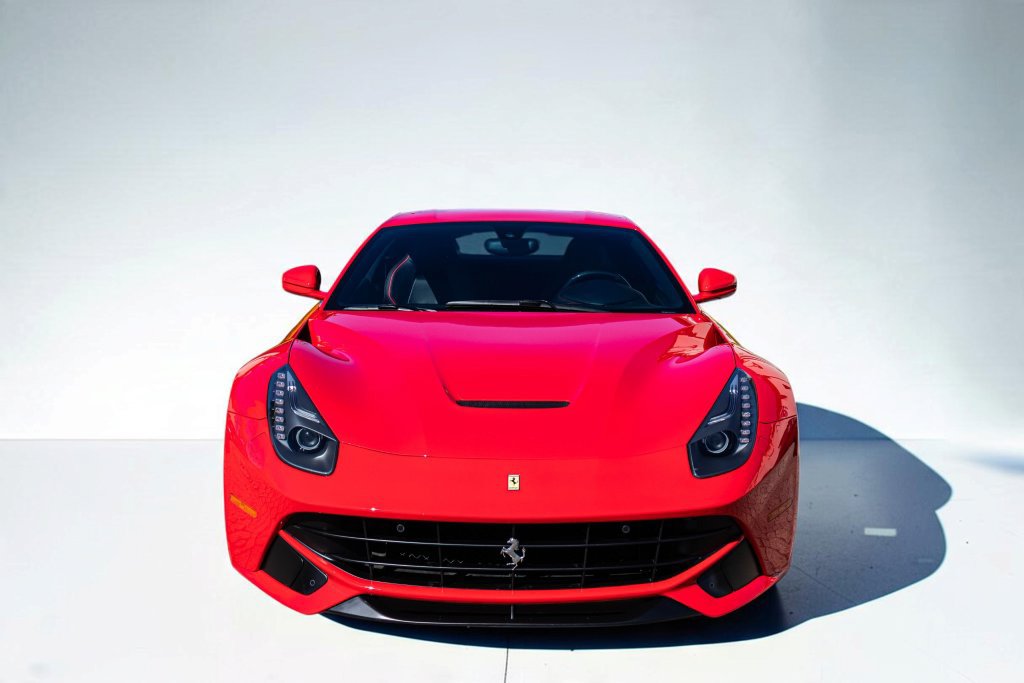 Used 2014 Ferrari F12 Berlinetta RWD image 15