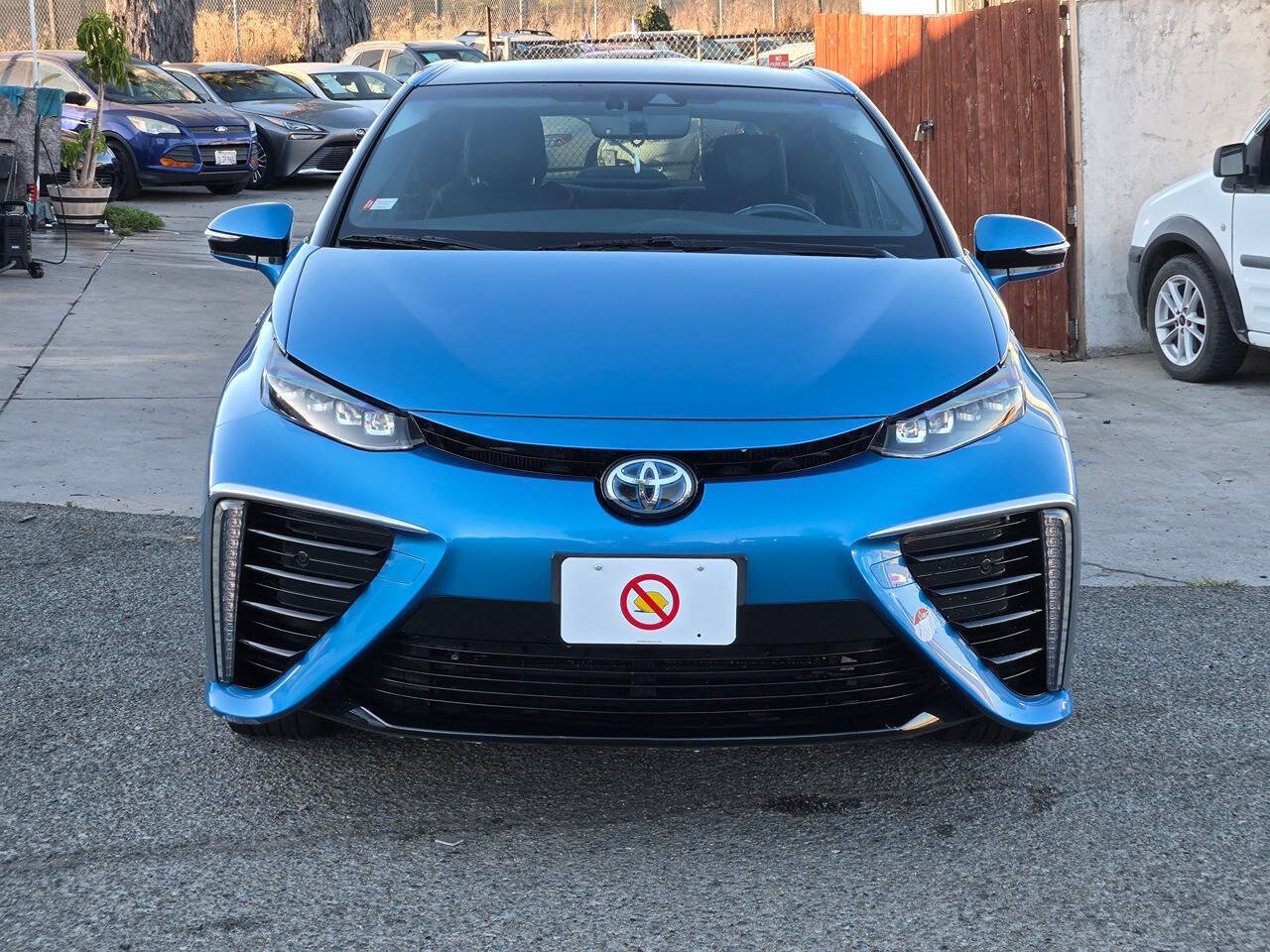Used 2018 Toyota Mirai FWD image 6