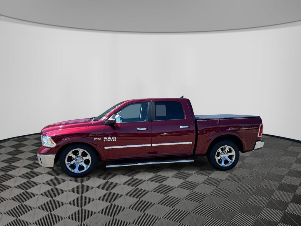 Used 2017 RAM 1500 Laramie AWD/4WD image 2