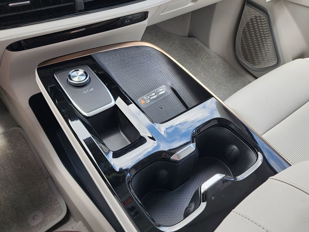 New 2026 Buick Enclave Avenir w/ Super Cruise Package image 32