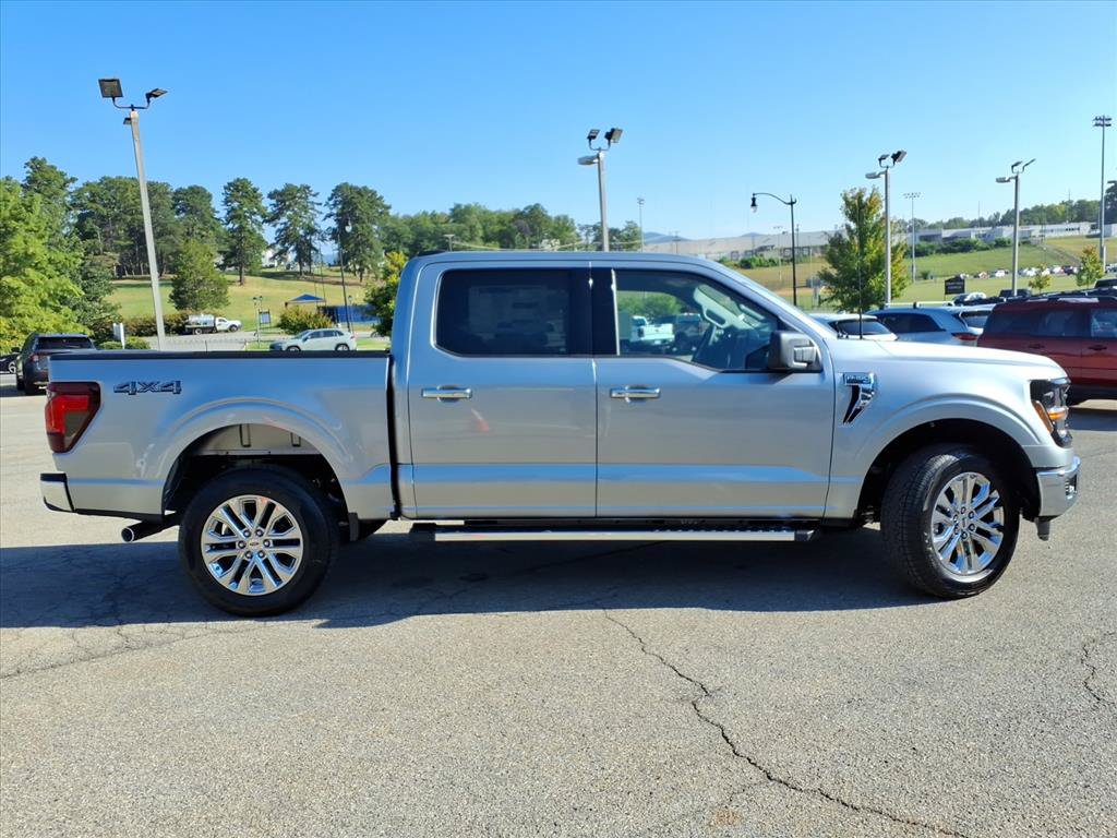 New 2026 Ford F150 XLT w/ XLT Chrome Appearance Package AWD/4WD image 3