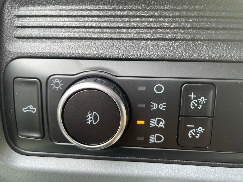 New 2025 Ford F450 XL w/ XL Chrome Package image 17