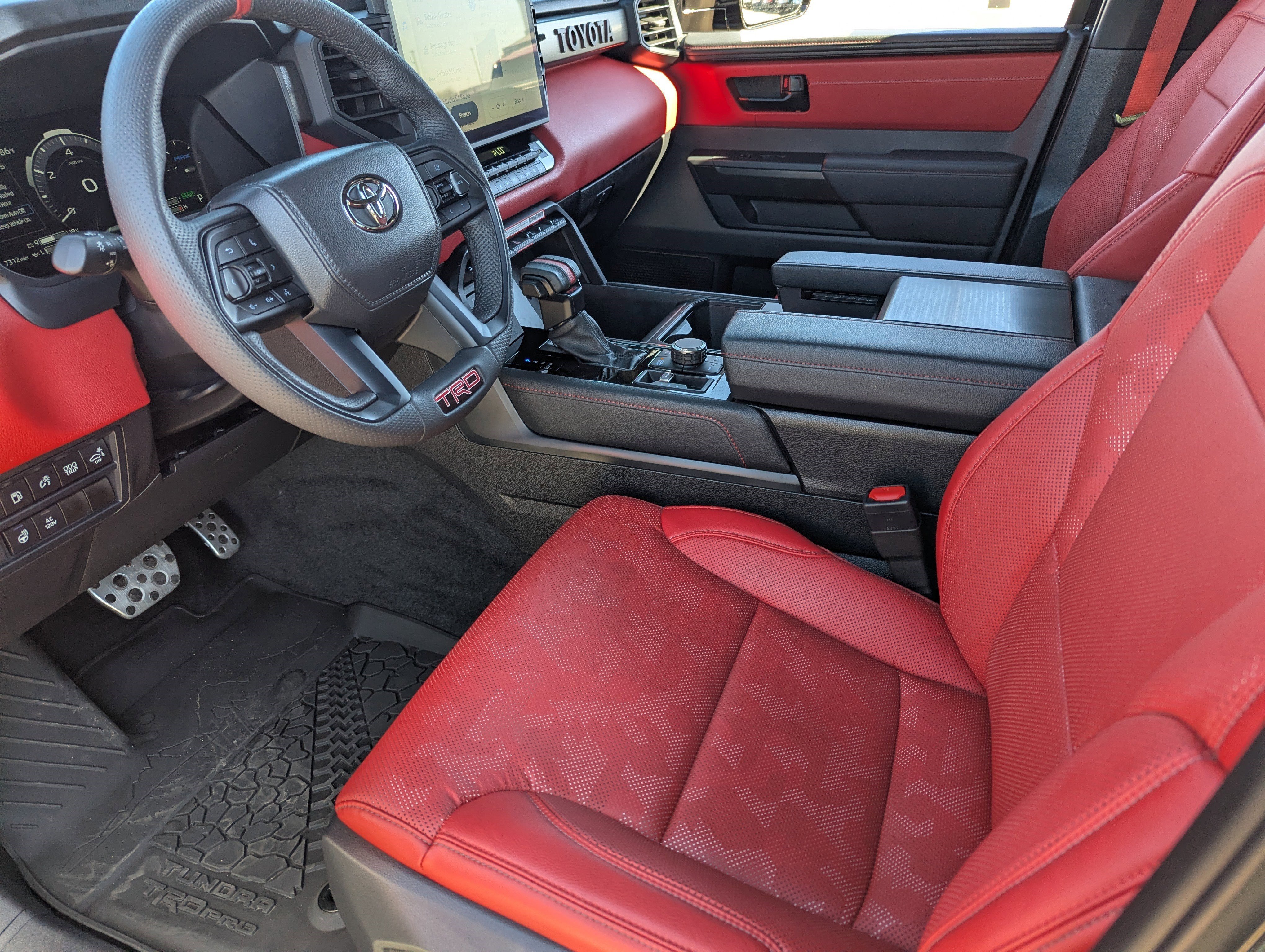 Used 2025 Toyota Tundra TRD Pro AWD/4WD image 28