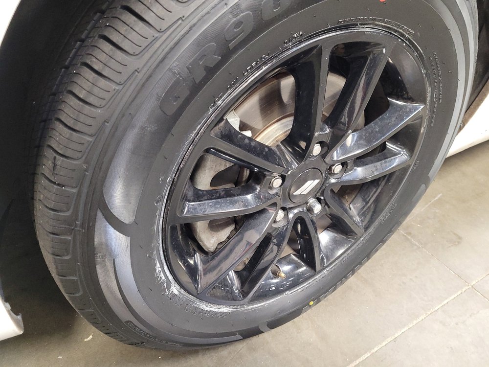 Used 2019 Dodge Grand Caravan GT image 31