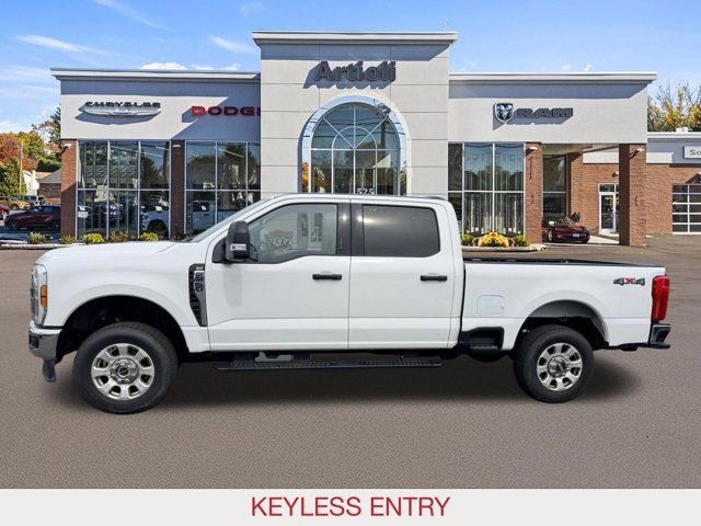 Used 2024 Ford F250 XLT w/ Snow Plow Prep Package AWD/4WD image 5