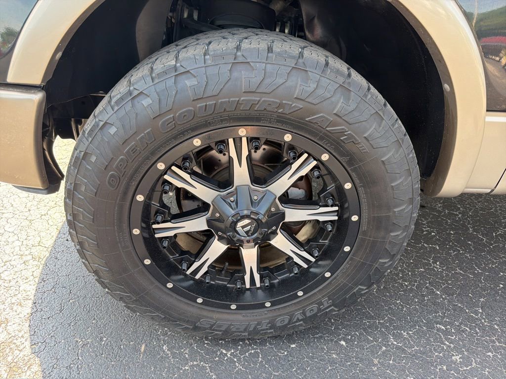 Used 2011 Ford F150 Lariat RWD image 9
