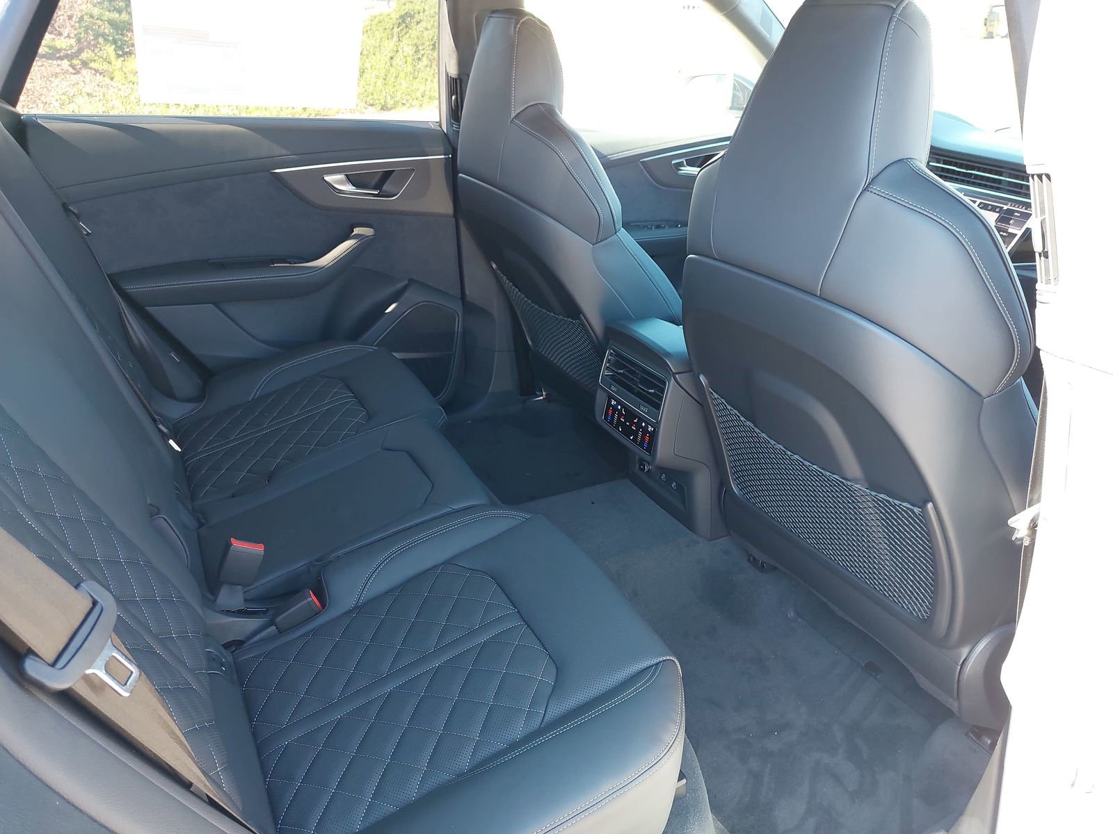 New 2026 Audi SQ8 Prestige image 11
