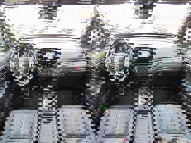 Certified 2022 Honda Passport TrailSport image 17