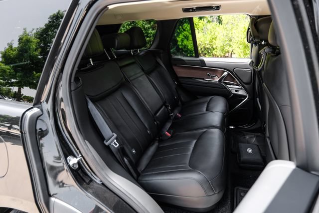New 2026 Land Rover Range Rover SE AWD/4WD image 46