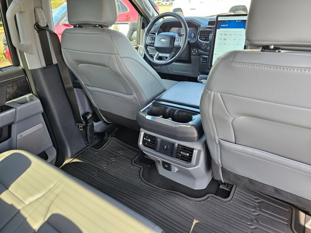 Used 2025 Ford F150 Lightning Flash AWD/4WD image 15