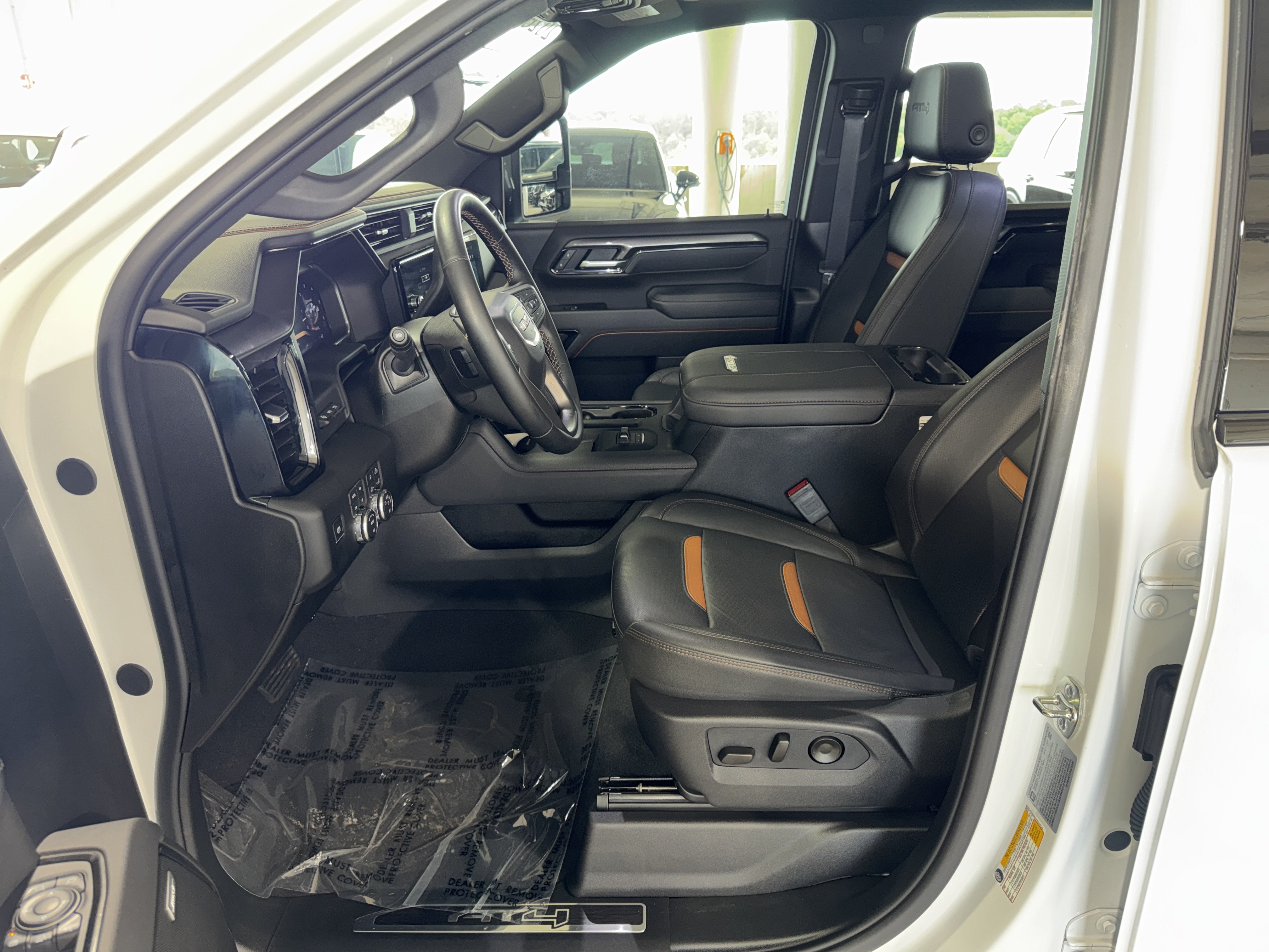 Used 2026 GMC Sierra 2500 AT4 w/ AT4 Premium Plus Package AWD/4WD image 18