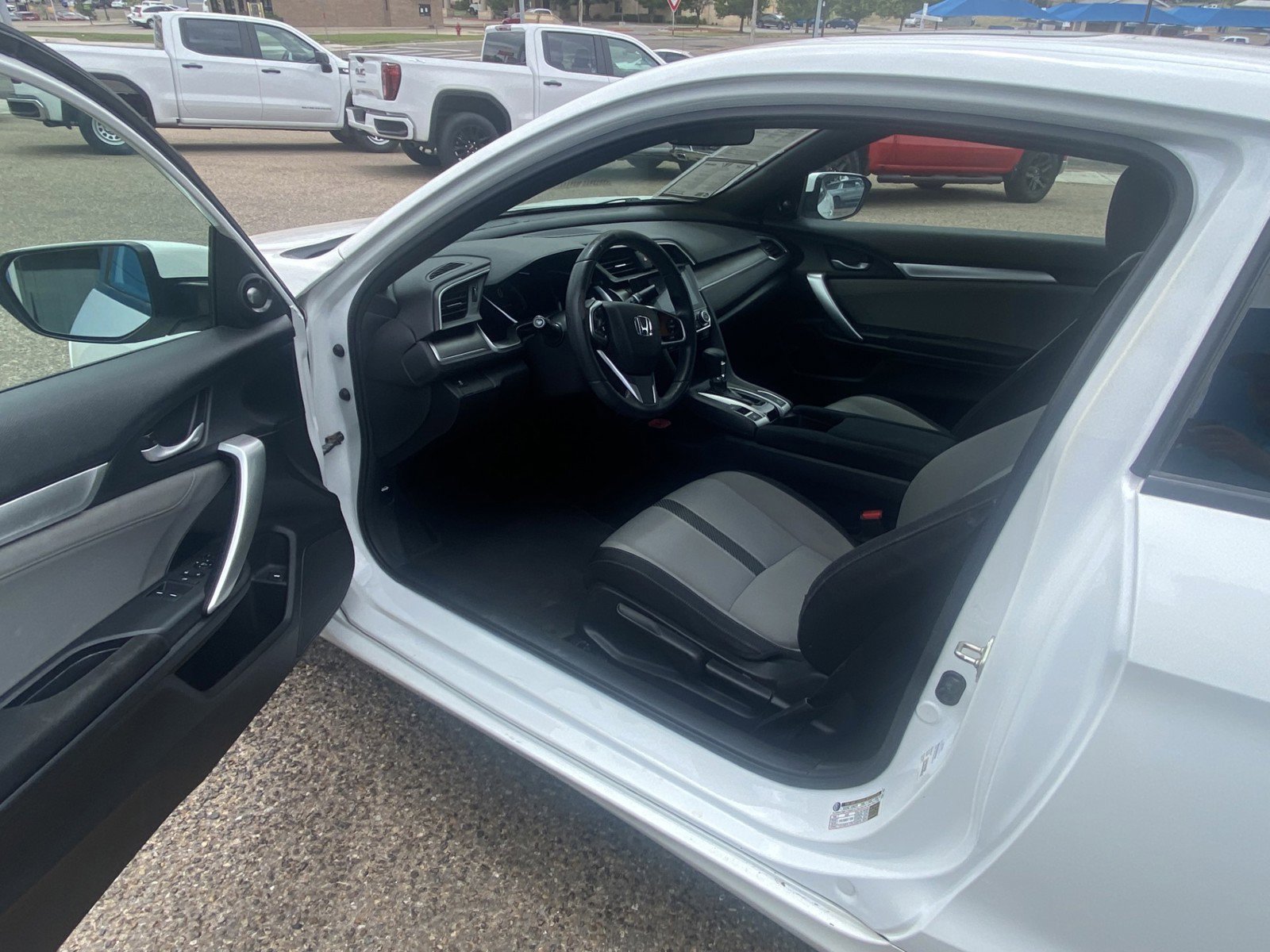 Used 2016 Honda Civic EX-T image 9