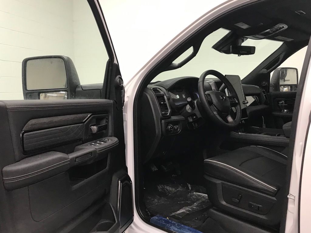 New 2026 RAM 2500 Limited image 11