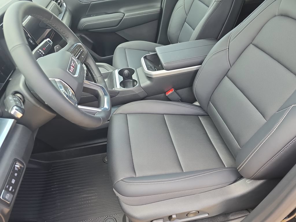 New 2026 GMC Terrain Elevation w/ Elevation Premium Package FWD image 15