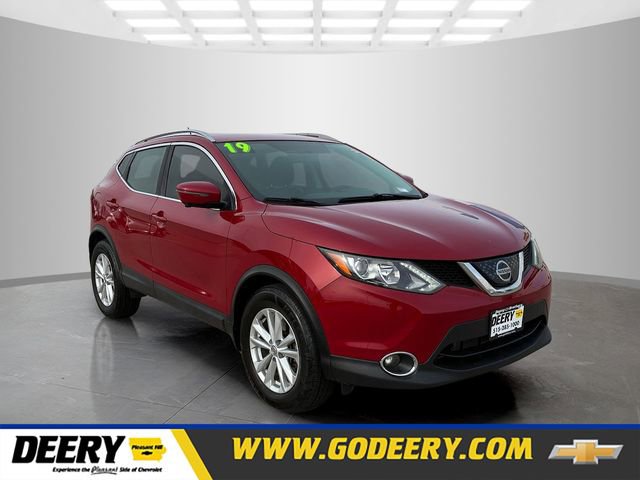 Used 2018 Nissan Rogue Sport SV w/ SV Technology Package