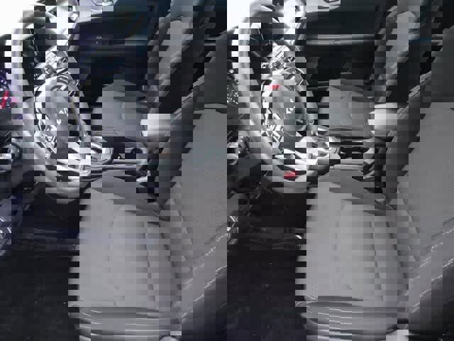 Used 2023 Kia Forte LXS image 6