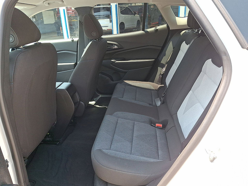Certified 2024 Chevrolet Trax LS w/ LS Convenience Package FWD image 20