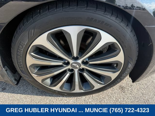 Used 2013 Hyundai Genesis 5.0 R-Spec RWD image 10