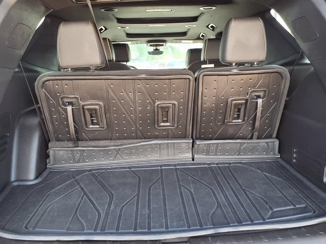 Used 2024 Chevrolet Traverse Premier w/ Redline Edition FWD image 16