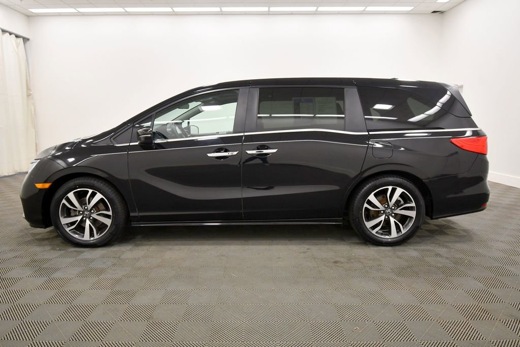 Certified 2024 Honda Odyssey Touring image 4