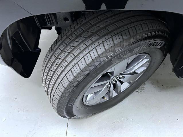 Certified 2025 Nissan Frontier SV AWD/4WD image 23