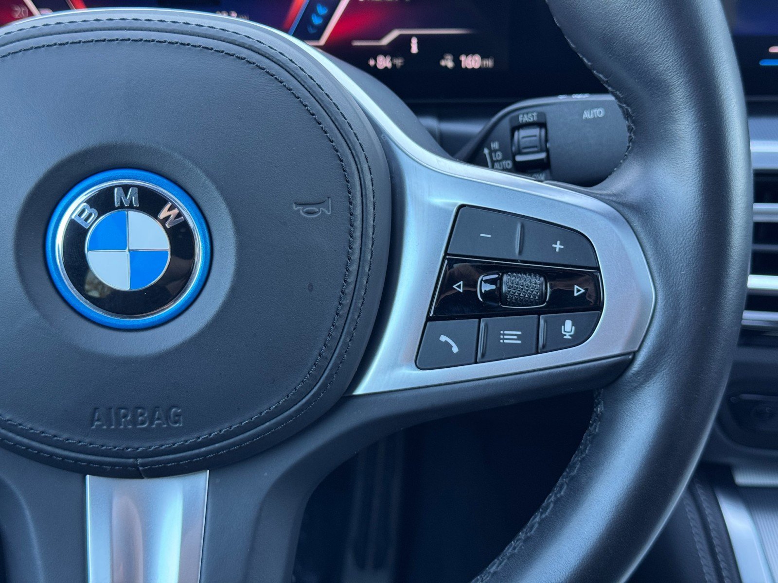 Used 2022 BMW i4 eDrive40 w/ M Sport Package image 23