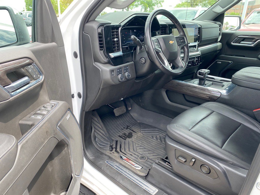 Certified 2023 Chevrolet Silverado 1500 LTZ image 4