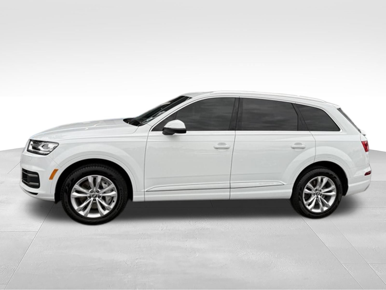 Used 2019 Audi Q7 3.0T Premium w/ Convenience Package AWD/4WD image 2