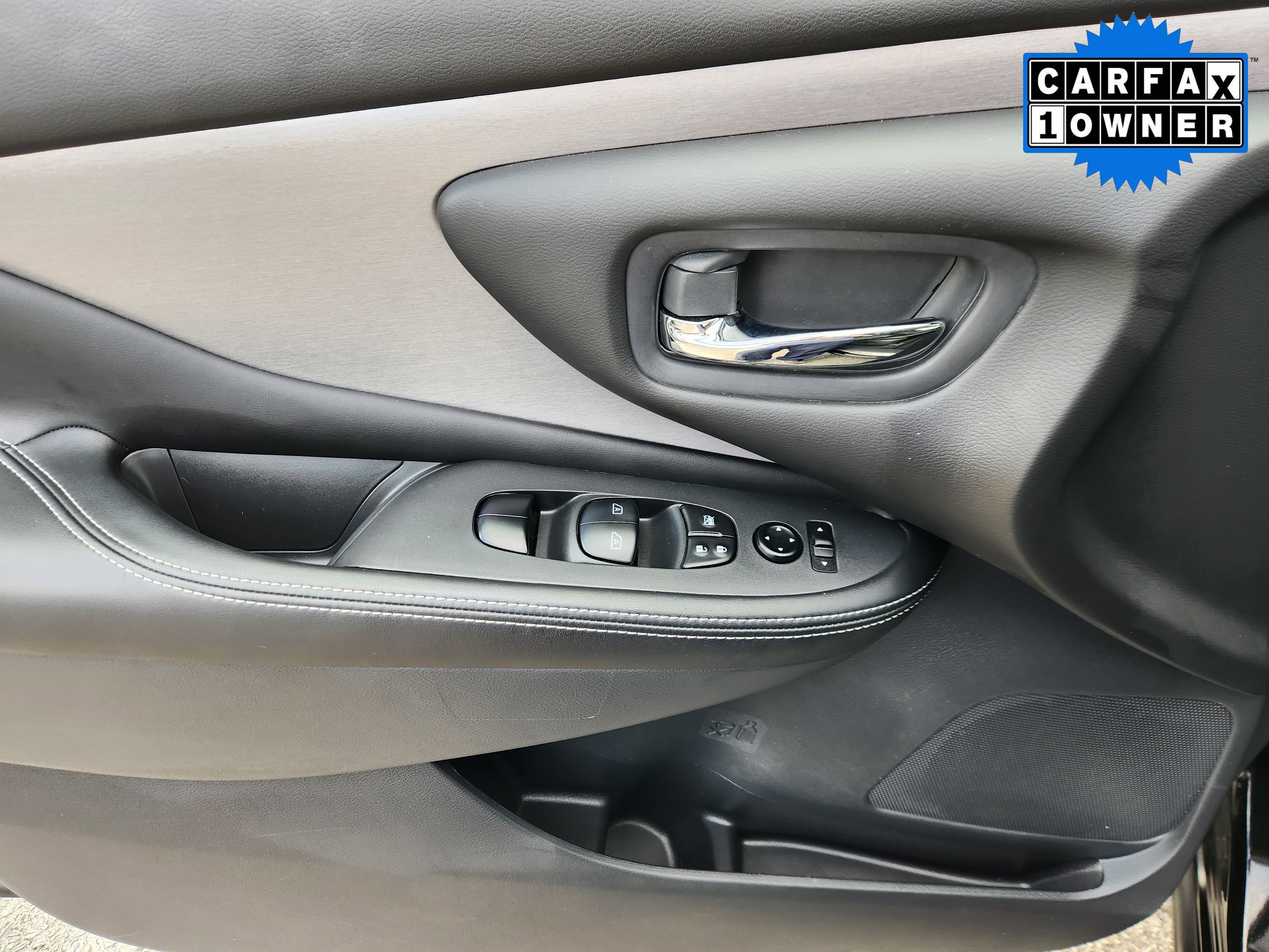 Certified 2024 Nissan Murano SV w/ SV Midnight Edition Package image 16