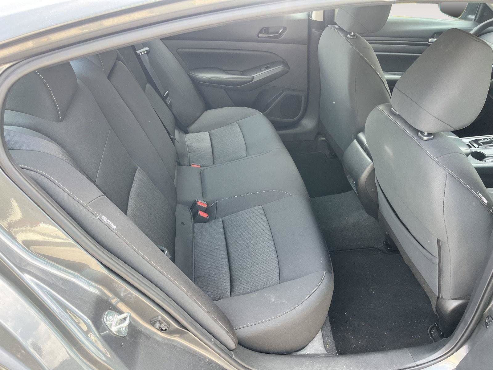 Used 2025 Nissan Altima 2.5 SV AWD/4WD image 22