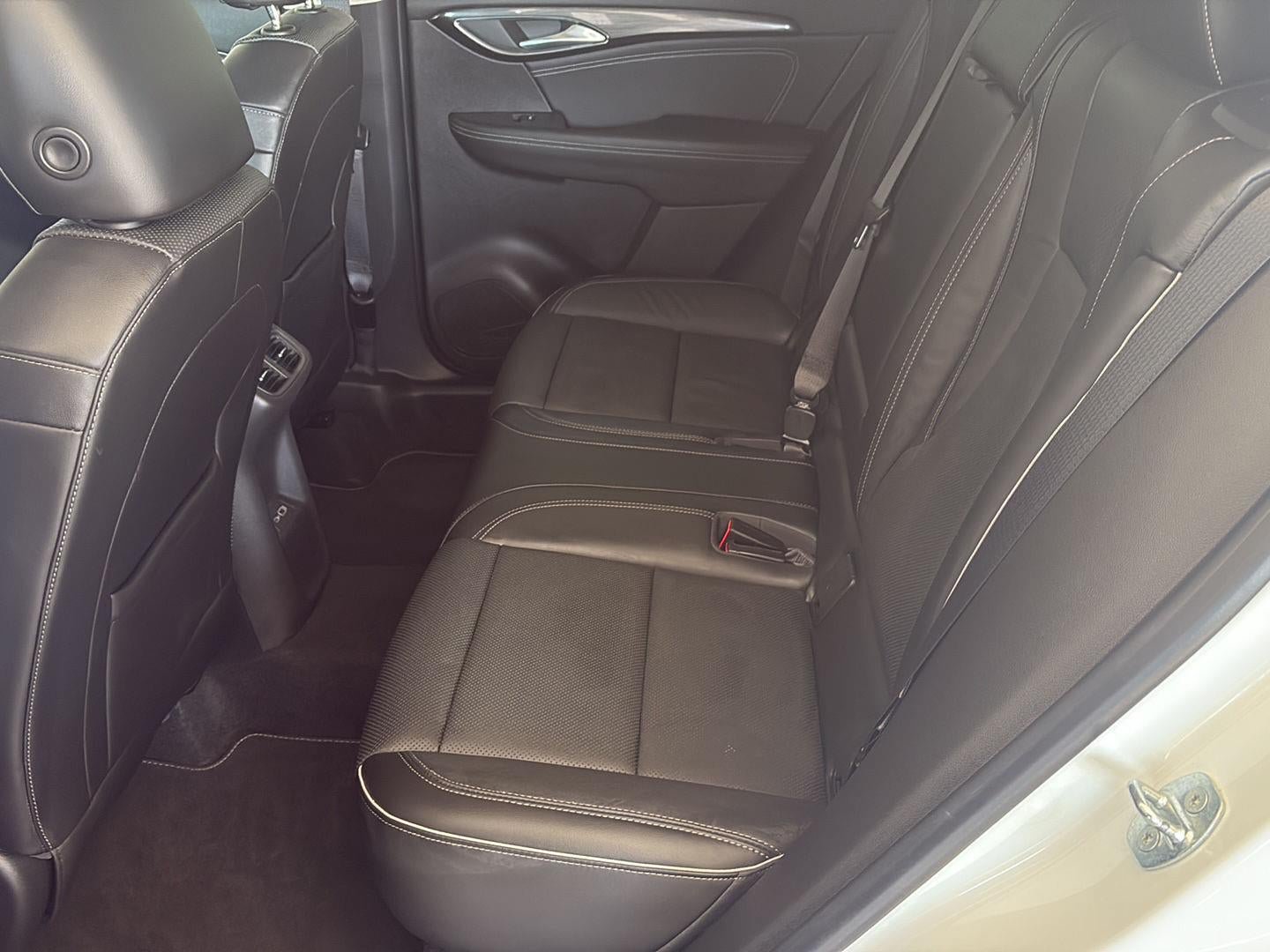 Used 2021 Buick Envision Essence AWD/4WD image 8