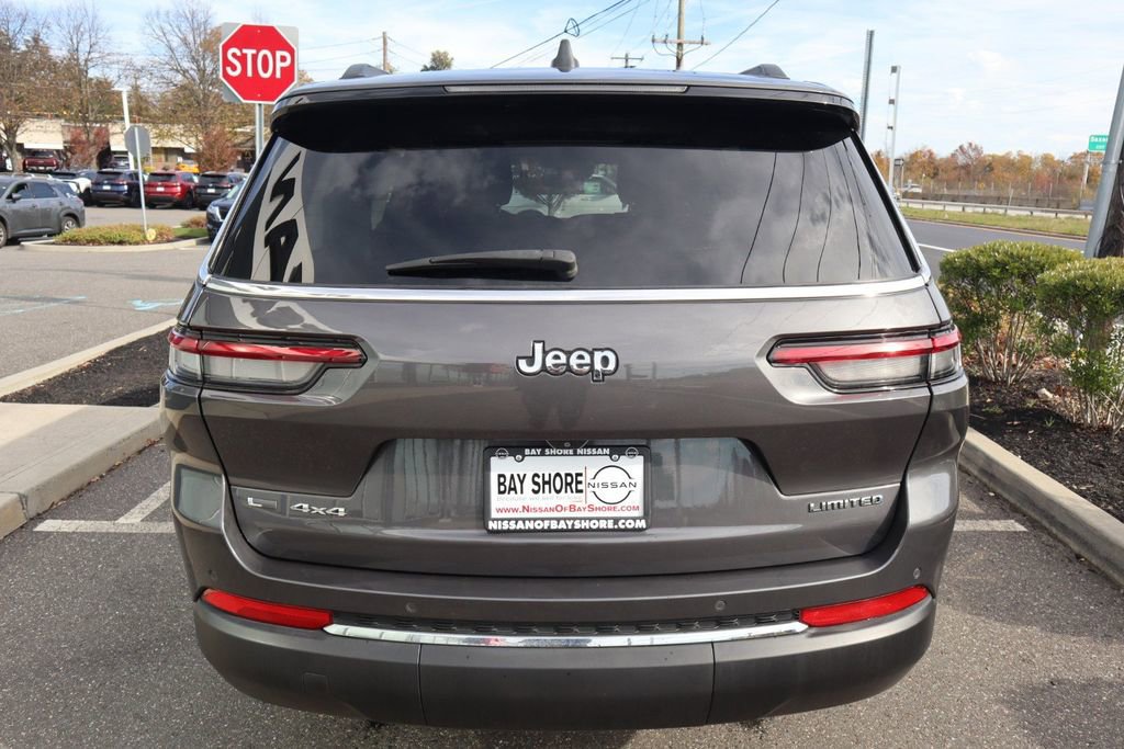 Used 2022 Jeep Grand Cherokee L Limited AWD/4WD image 7