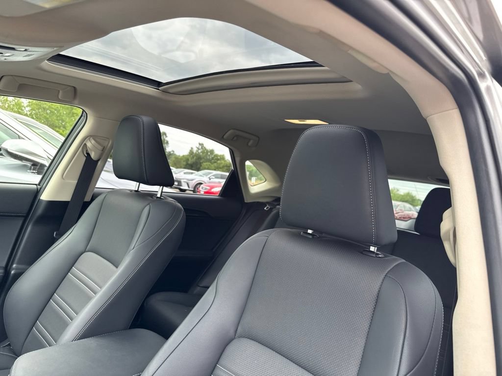 Used 2017 Lexus NX 200t AWD w/ Premium Package image 18