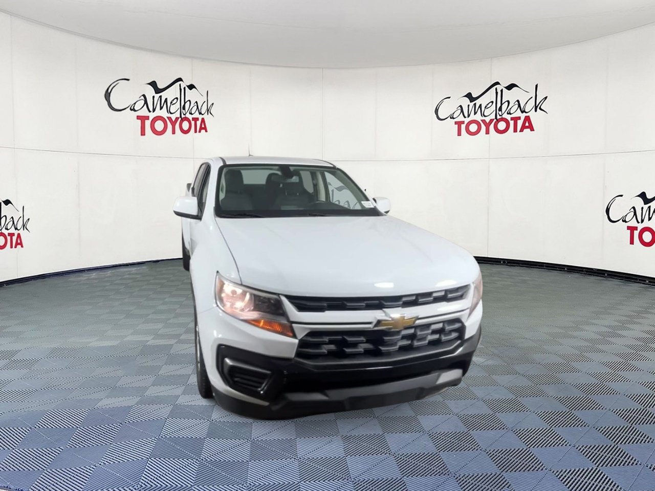 Used 2022 Chevrolet Colorado LT RWD image 4