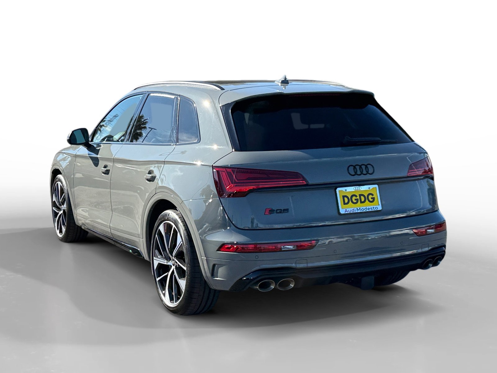 Used 2022 Audi SQ5 Premium Plus image 3