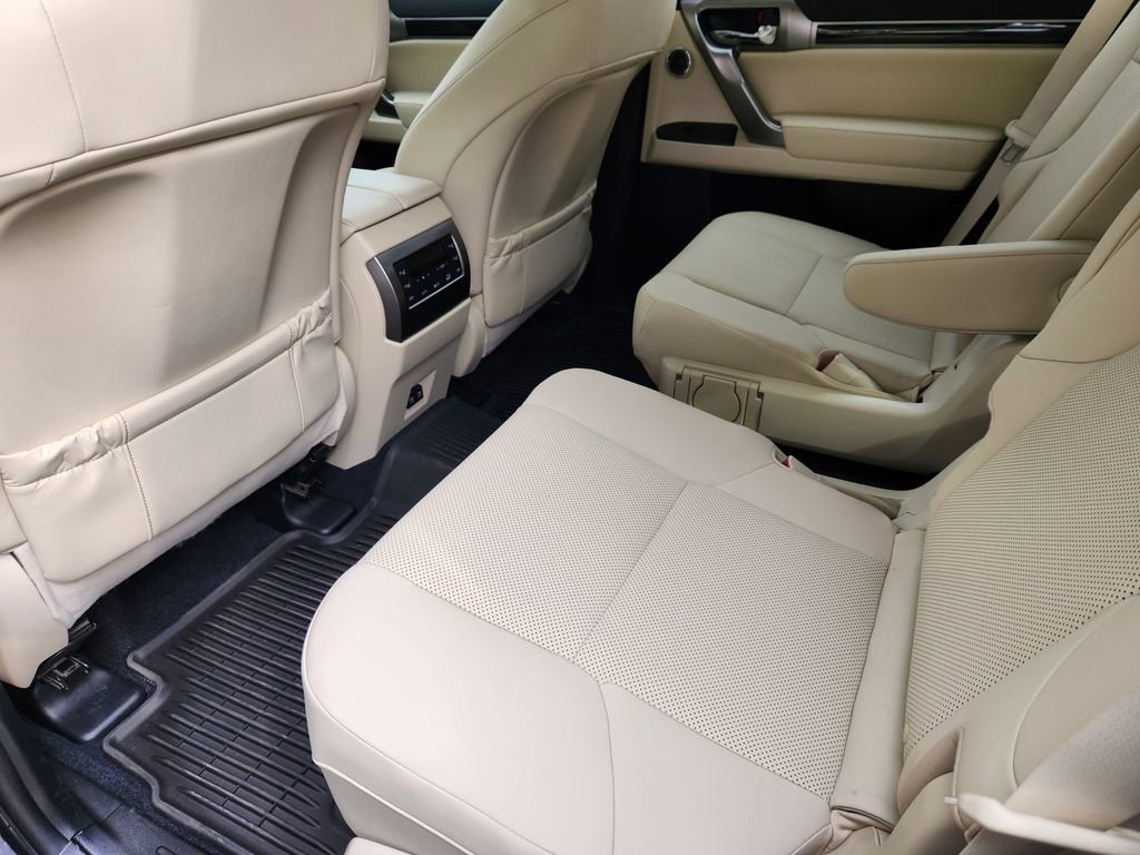 Used 2023 Lexus GX 460 Premium image 30