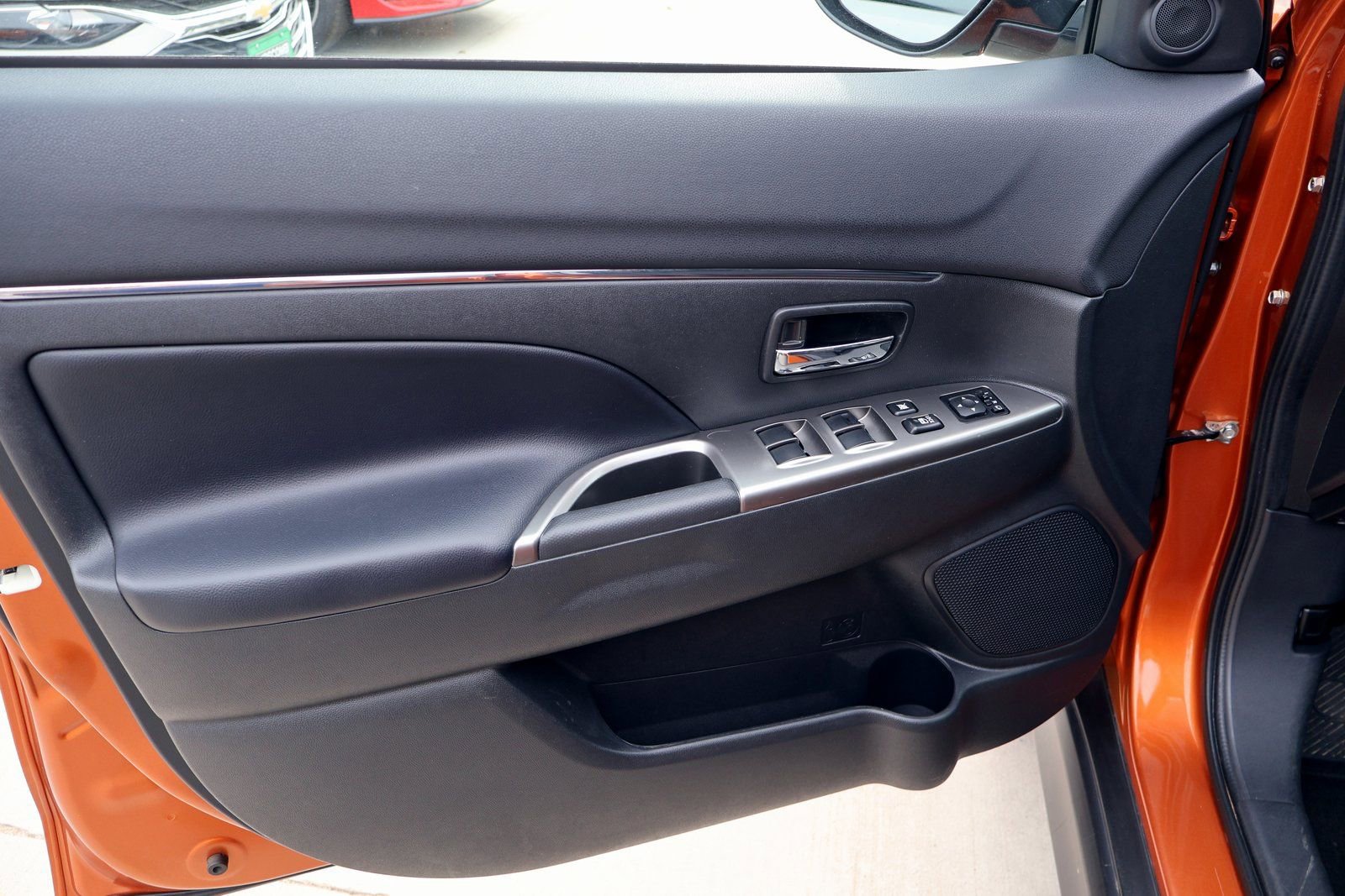 Used 2024 Mitsubishi Outlander Sport SE AWD/4WD image 19